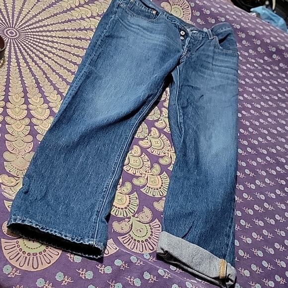 501 Levis - Picture 1 of 8
